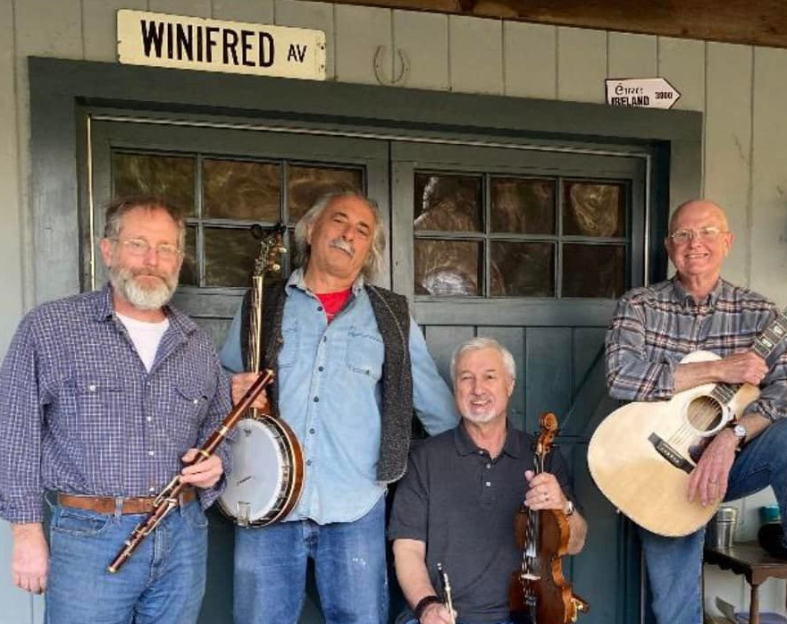 Island Farm Ceili Band