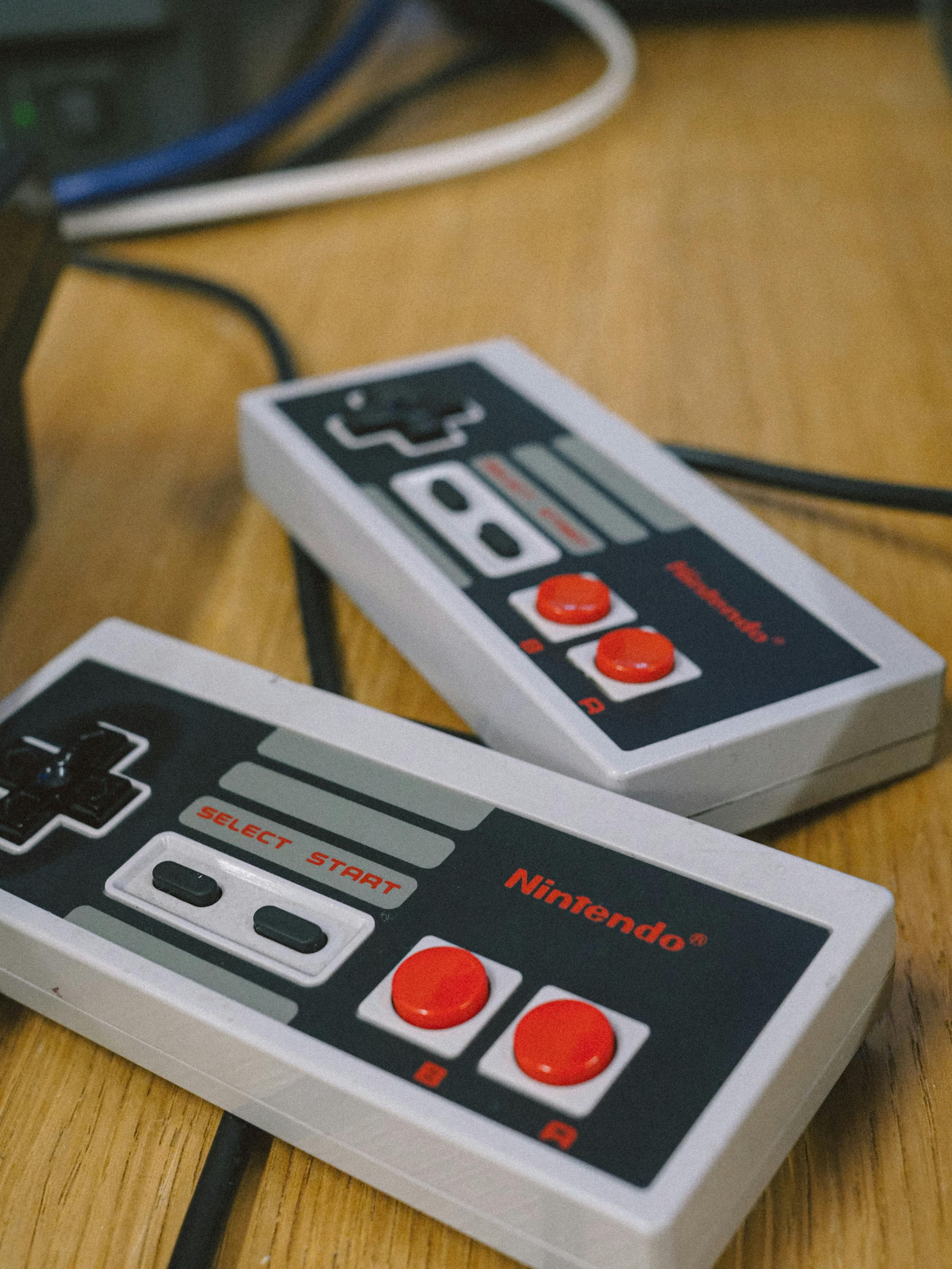 NES Game Controllers